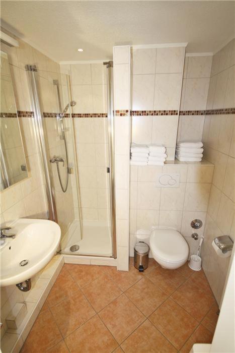 Haus-Kaept-N-Hein-Cors-1-Og-Dg-Wohnung-04 Веннингштедт Экстерьер фото
